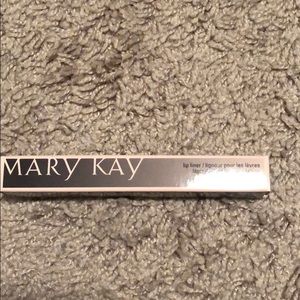 Mary Kay lip liner clear